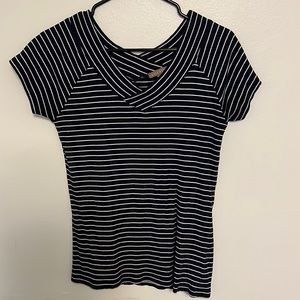 Lilla P women’s navy and white stripped short-sleeved v-neck